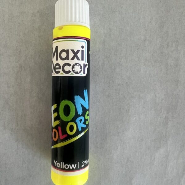 Pearl Liner Fluorescent Maxi Decor este un liner decorativ cu efect de culori fluorescente intense, ideal pentru contururi, accente fine și detalii reliefate.